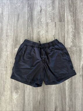 manduka Black Active Pull-On Shorts